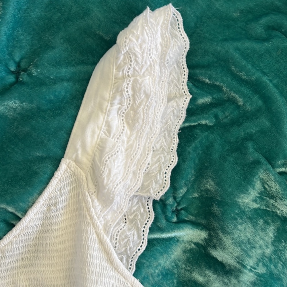Perfect White Sundress! - Picture 3 of 3